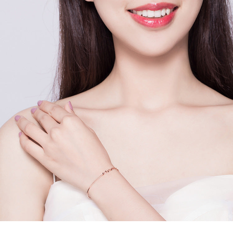 Minimalist Silver Bracelet – 925 Sterling Elegant Everyday Jewellery for Women