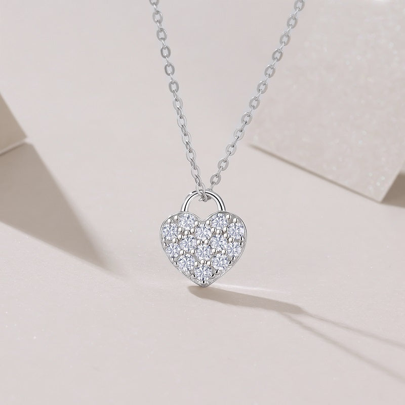 Set With Top-quality Moissanite, This Luxurious And Fashionable Light Luxury Trend Jewelry Necklace Pendant Is Made Of S925 Silver Electroplated With Platinum
